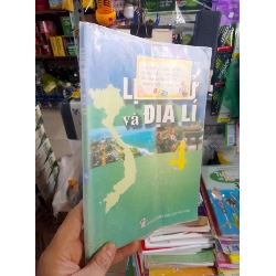 (Sách cũ SCGR) Lịch sử và Địa Lí 4 2020 mới 80% Giáo khoa HCM2702 Blogmeo090426