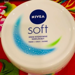 Kem dưỡng ẩm Nivea Soft 300ml Vitamin E và tình dầu hạt Jojoba tự nhiên, hàng xách tay Đức 457900