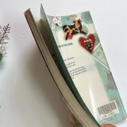 Bán sách cũ – Cắt dán & Bột nặn – Quốc Tuấn (biên dịch) 593160