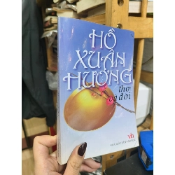 Hồ Xuân Hương: thơ và đời 125416