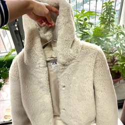 Áo khoác lông Zara - bé gái 493484