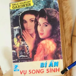 Tiểu thuyết trinh thám cổ điển: Bí ẩn vụ song sinh, tác giả Erle Stanley Gardner