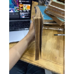 Từ điển tác phẩm văn học nước ngoài - Hữu Ngọc