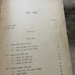 Bệnh học tuổi già 1- Gs Phạm KHuê- 300 trang  933029