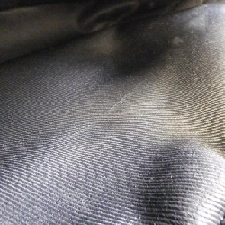 Túi đeo chéo Louis Vuitton Taiga Bum Bag Outdoor M33438 - Hàng hiệu Chính hãng 802100