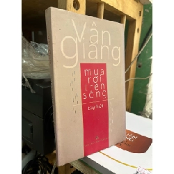 Mưa rơi trên sông - Vân Giang