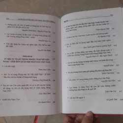 Sách: Quân đội nhân dân Việt nam - Truyền thống và hiện đại - Tác giả: Nhiều tác giả 708815