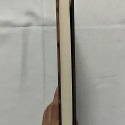 Woman, Eating - Claire Kohda 789424