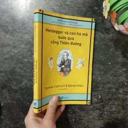 Sách Tiểu thuyết Heidegger và con hà mã bước qua cổng Thiên đường của Thomas Cathcart & Daniel Klein 961631