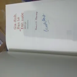 Gia Đình Bạn Bè Đất Nước( Hồi Ký)- Nguyễn Thị Bình 800473