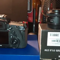 Canon 5d4 và lens 50stm