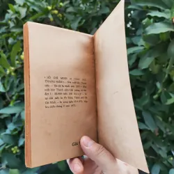 Hồ Chí Minh Về Giáo Dục Thanh Niên 759355