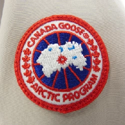 Canada Goose CANADA GOOSE 2580LA ROSSCLAIR Áo khoác lông vũ 627296