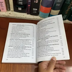 II Tựa sách: Giáo Hội Cần Loại Linh Mục Nào - BERNARD HARING - Lê Công Đức (Dịch) 562845