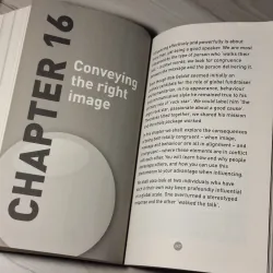 The Ultimate Negotiation Book: Master Persuasion, Influence, and NLP 933924