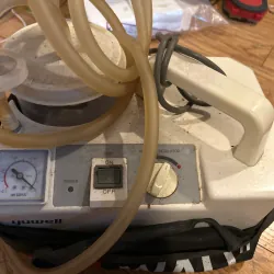 Máy tạo khí oxy Yuwell YU-650A thiết kế đơn giản, dễ sử dụng 703674