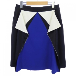 Quần short BURBERRY 649481