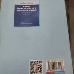 Giáo trình kỹ năng của thẩm phán, KSV, luật sư trong giải quyết các vụ án hình sự 322338