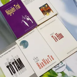 Combo Thơ Văn: Nguyễn Trãi, Nguyễn Công Trứ, Hàn Mạc Tứ, Tố Hữu, Tố Tâm 703128