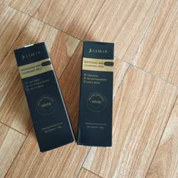 Sữa rửa mặt có một tuýt bị bóc tem nhưng chưa dùng đâu nha mn  589749