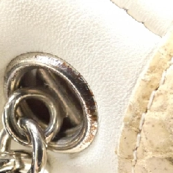 Túi xách chéo Chanel Cambon Line 25175 613372