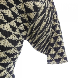 Pleats Please - Áo Top Hàng hiệu Chính hãng 829267