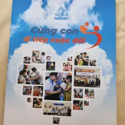 Cùng con đi tiếp cuộc đời | nhiều tác giả  1000137