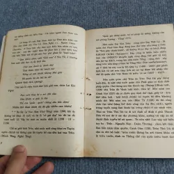 TRẦN THỦ ĐỘ CON NGƯỜI VÀ SỰ NGHIỆP 701911