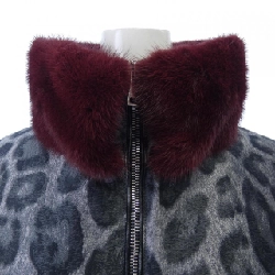 Áo khoác lông vũ MONCLER 638217