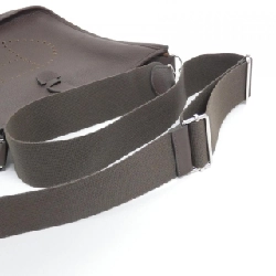 Túi đeo vai Hermès Évelyne 3 PM 056277CK 611946