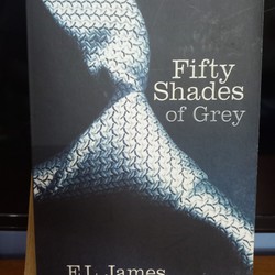 Fifty Shades Of Grey (by ELJames) sách ngoại văn đã qua sử dụng