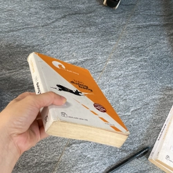 Tony Buổi sáng trên đường băng 530136