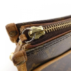 Túi xách vai Louis Vuitton Monogram Popincourt Long M40008 611973