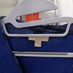 Áo len hãng Burberry, size s, đã qua sử dụng còn mới 95%  681893