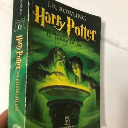 Harry Potter và Hoàng Tử Lai (Harry Potter and the Half-Blood Prince) – J.K. Rowling