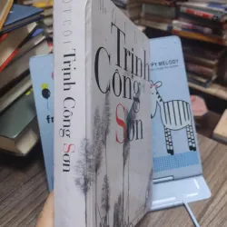 Sách: Một cõi Trịnh Công Sơn Tác giả: Đoàn Tử Huyến, Nguyễn Thuỵ Kha (A3) 596036