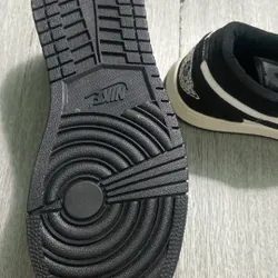 Giày nike đen  614091