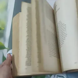 Nghệ Thuật Quyến Rũ (The Art Of Seduction) - Robert Greene 1018951