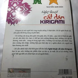 Sách “Nghệ thuật cắt dán Kirigami” và tặng kèm hộp bút cho bé 720641