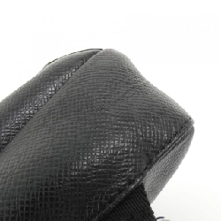 Túi đeo chéo Louis Vuitton Taiga Avenue M30443 610268