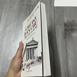 Chế độ dân chủ: Nhà nước và xã hội. 6a4 737102