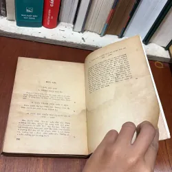 II Sách Xưa: Lỗ Tấn (Văn Học Trung Quốc) - Trương Chính - 1977 778731