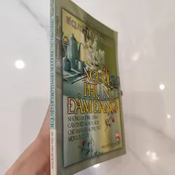 Bí Quyết Để Trở Thành Người Phụ Nữ Đảm Đang" của tác giả Thanh Thanh.  575521