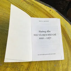 COMBO HỌC NHANH NGỮ PHÁP TIẾNG ANH TỪ A ĐẾN Z & HƯỚNG DẪN ĐỌC VÀ DỊCH BÁO CHÍ ANH-VIỆT 737755