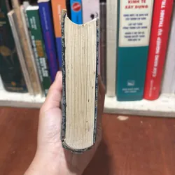 II Văn Học Nước Ngoài: Va-len-tin XÊ-RỐP _ V. XMI-RƠ-NÔ-VA RA-KI-TI-NA _ 1983 752317