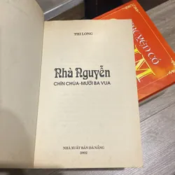 NHÀ NGUYỄN - CHÍN CHÚA, MƯỜI BA VUA (XB 2002) 699282