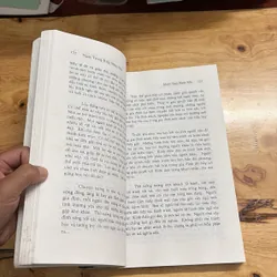 II Sách Photo: Ngay Trong Kiếp Sống Này _ Giáo Pháp Giải Thoát Của Đức Phật 686889