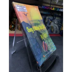 Chúng ta không bao giờ đơn độc 2005 mới 70% ố bẩn nhẹ Mai Hương HPB0906 SÁCH VĂN HỌC Blogmeo21025