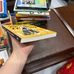 NHỮNG CÔ GÁI TRONG THÀNH PHỐ – Hạ Bất Lục - K4 1021954