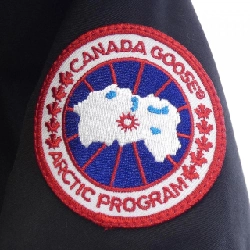 【Khuyến mãi】Áo khoác lông Canada Goose 636021